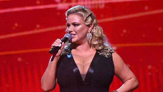 Семенович предложили стать сексуальной снегурочкой за большие деньги