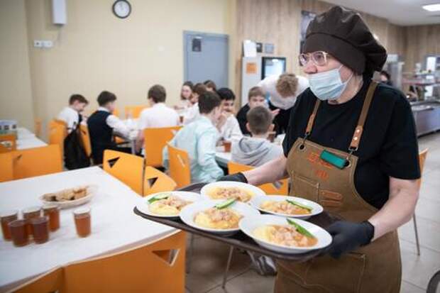 Из-за многочисленных жалоб на школьные столовые в Краснодаре начали проверку