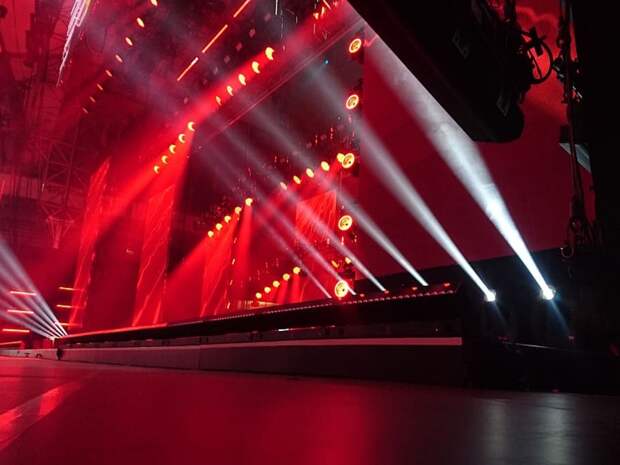 Шоумен Родригез упал со сцены «Новой Фабрики звезд»