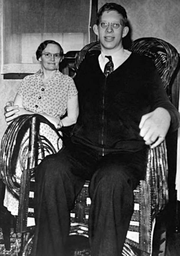 640px-Robert_Wadlow
