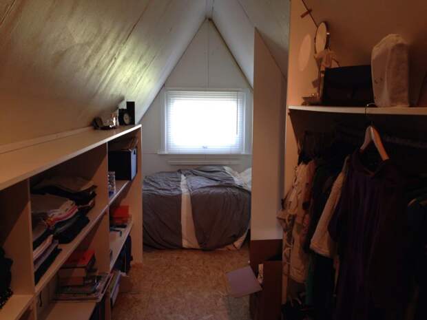 Маленький уютный дом-шалаш в качестве дачи