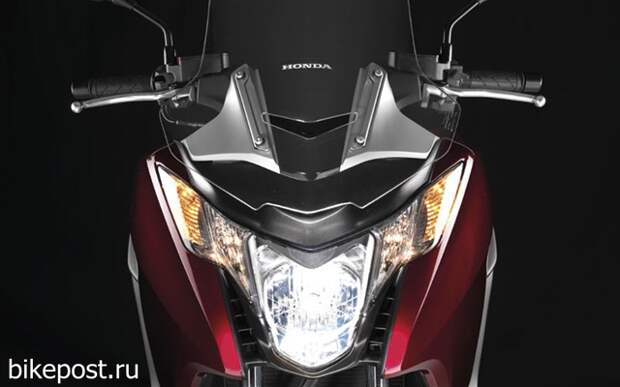 Новый макси скутер Honda Integra 2012
