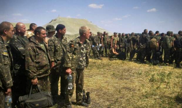 Еще 48 украинских военнослужащих отправлены из РФ на родину Еще 48 украинских военнослужащих отправлены из РФ на родину