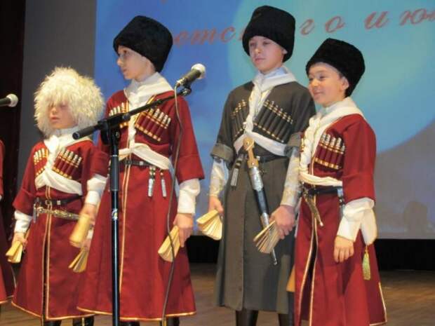 Конкурс на лучшее исполнение адыгской песни пройдет на сцене госфилармонии республики