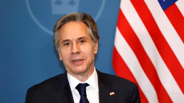 Блинкен и генсек НАТО обсудили ситуацию на Украине