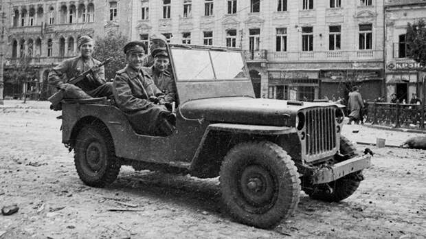 Какую британскую и американскую технику использовала Красная Армия?