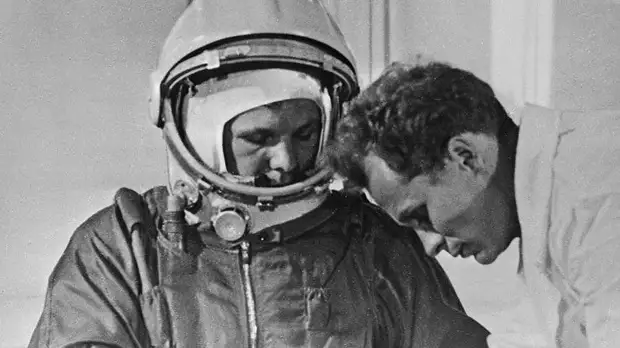 ЧЕЛОВЕК В КОСМОСЕ!