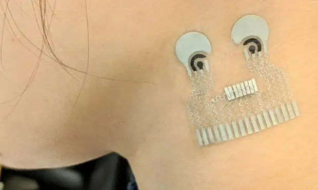 Фото: В США создан пластырь, контролирующий кровяное давление В США создан пластырь, контролирующий кровяное давление