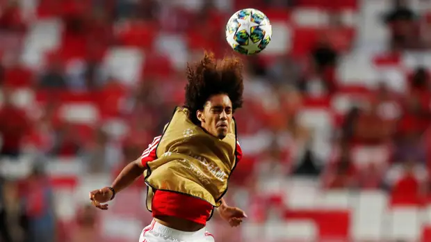 СМИ: «Спартак» проявляет интерес к 19-летнему защитнику «Бенфики»