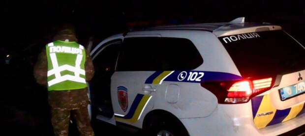 В Черновцах и Киеве военные взрывают гранаты на улице и в квартире