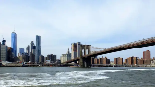 Джо Байден официально объявил о закрытии портов США для судов под флагом России