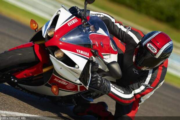 Фотографии спортбайка Yamaha YZF-R1 2012