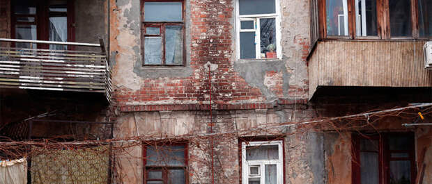 В Самарской области готовятся к демонтажу аварийного жилого дома 1908 года постройки на улице Ленинской, 6/8