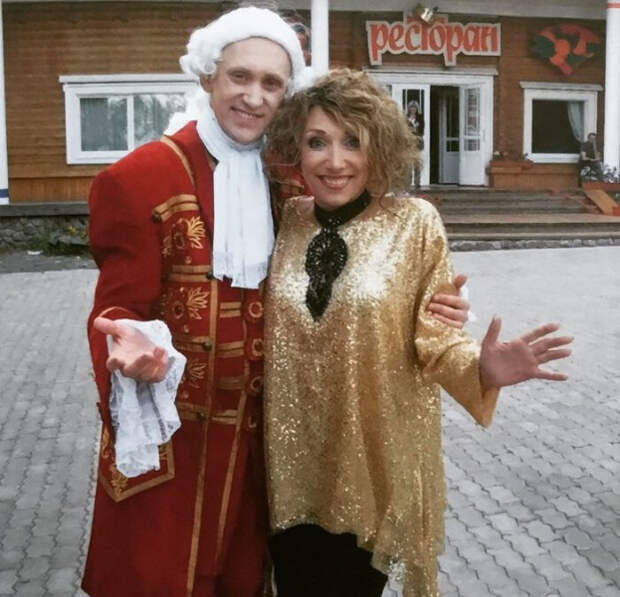 И Галкин не нужен: Сергей Дроботенко не хочет признаваться, что его любимая женщина — всем известная красавица