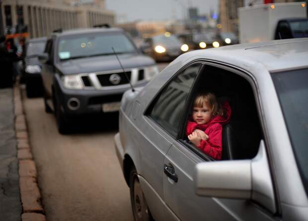 «Это только начало»: эксперт о планах ГИББД «затормозить» авто с детьми