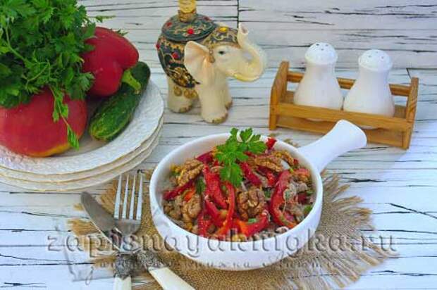 Салат с фасолью и мясом рецепт