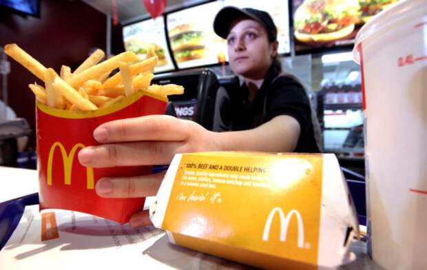 Мифы о McDonald`s: безопасно ли есть в ресторанах фастфуда?