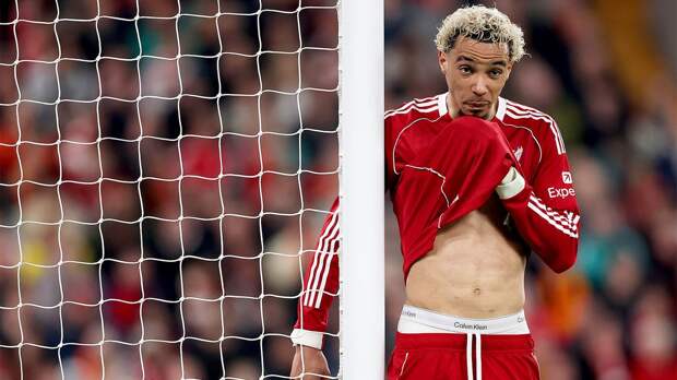 «Выглядит очень плохо». Французский форвард «Ливерпуля» Экитике рискует пропустить ЧМ-2026 из-за травмы