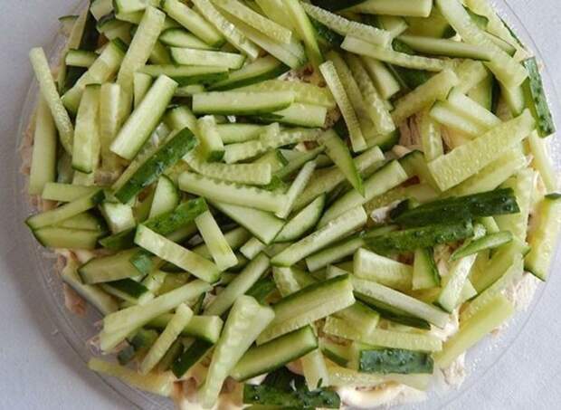Салат " Гнездо глухаря " - вкусное, оригинальное блюдо станет отличным украшением для любого праздника