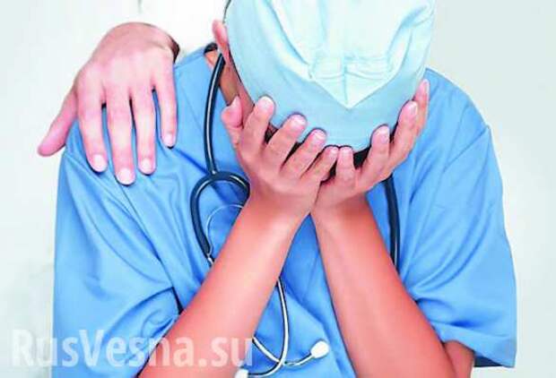 Украинские медики увольняются из-за коронавируса