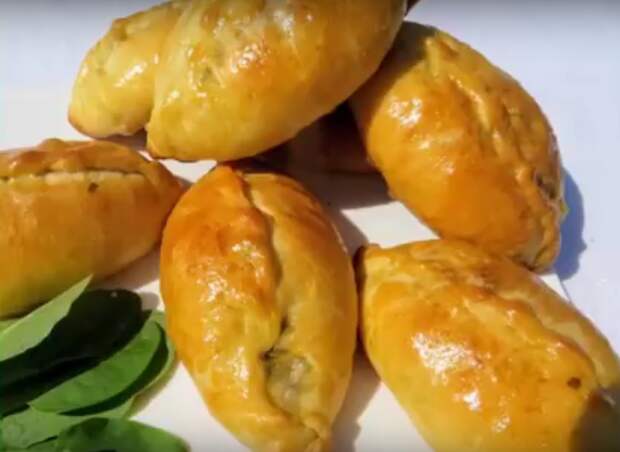Этот рецепт покорит вас своим вкусом и простотой! Пирожки с оригинальной начинкой из щавеля