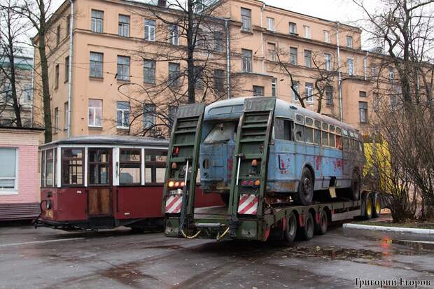 Автобус ЗиС-154 - новый экспонат музея Санкт-Петербурга ЗиС-154, автобус, зис, музей