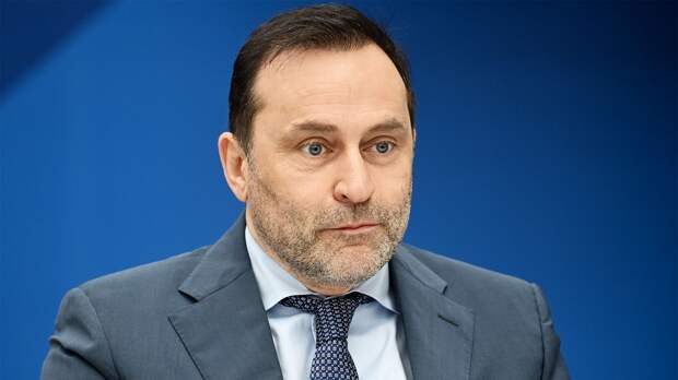 «Это просто позорище. Европа не готова к проведению ОИ». Свищев — о скандале с дырой на арене в Милане