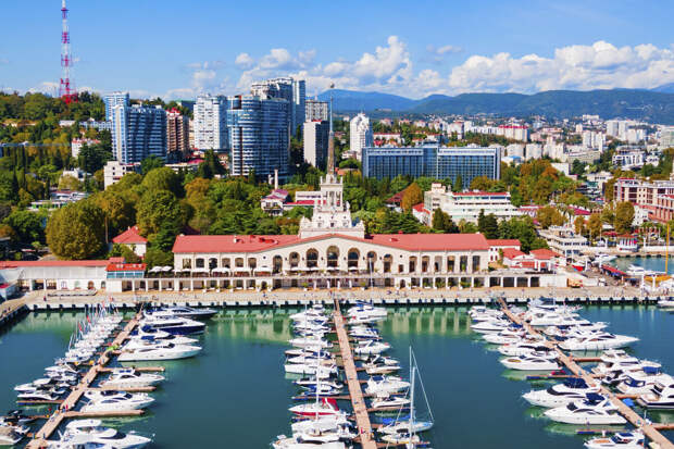 Ъ: компании "РогСибАл" удалось вернуть изъятый отель "Имеретинский" в Сочи