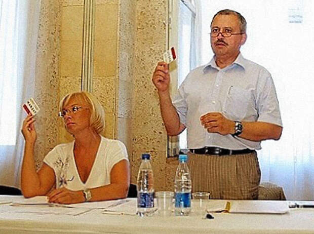 Людмила Денисова и Андрей Сенченко в девяностых. Фото © korupciya.com