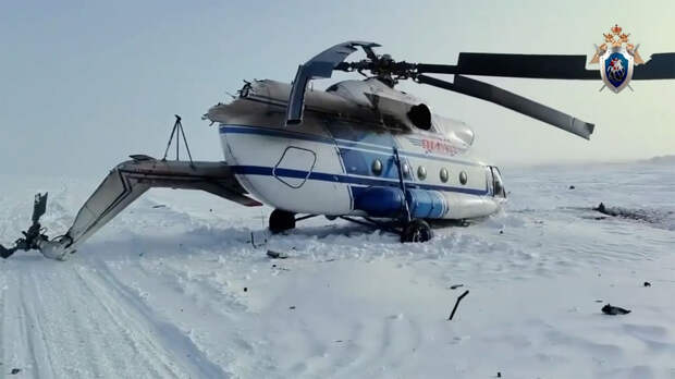 На Ямале вертолет Ми-8 с пассажирами жестко сел в поле