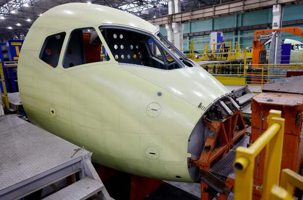 Названы главные проблемы с выпуском российских самолетов