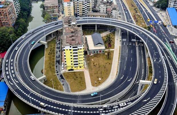 "Мой дом – моя крепость": против некоторых домовладельцев застройщики бессильны