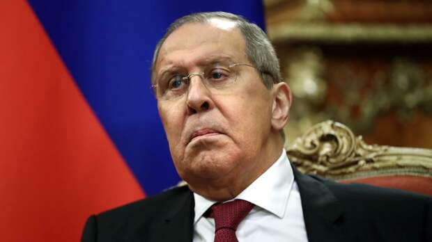 Лавров обвинил Запад в поощрении неонацистских настроений на Украине 