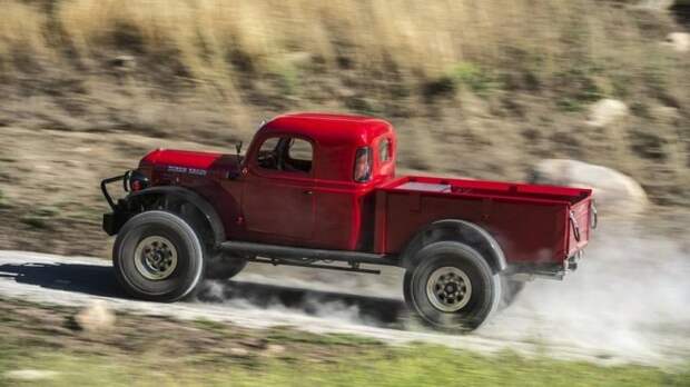 Самое интересное, что Legacy Classic Trucks предлагает на свою продукцию, в основе которой 60-летние грузовики, гарантию в 2 года или 50 000 миль пробега (больше 80 000 км)! dodge, авто, автомобли, внедорожник, грузовик, олдтаймер, ретро авто, тюнинг