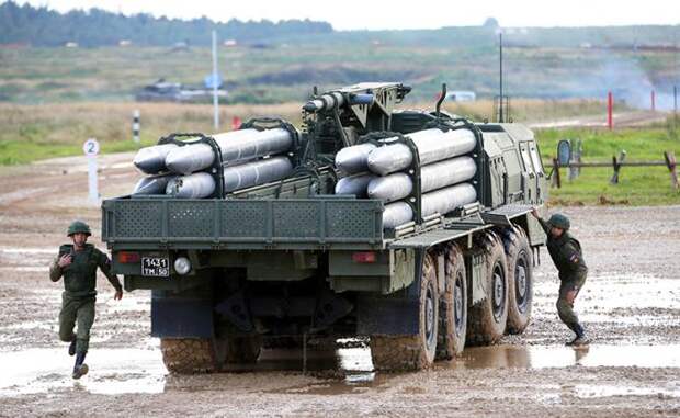 Хуже, чем атака на танкеры: Зеленский положил глаз на «Смерчи», «Панцири», «Буки», поставленные Россией Венесуэле