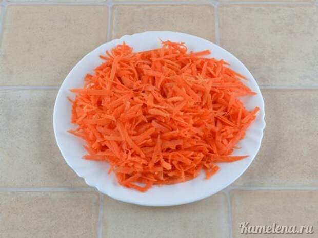 Фасоль с морковью и луком — 4 шаг
