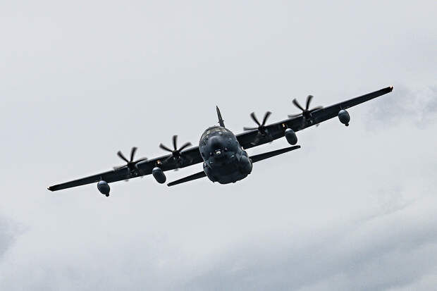 Пентагон уничтожил собственные самолеты над территорией Ирана