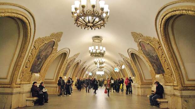 Москвичам рассказали об изменении схемы движения на Кольцевой линии метро до 7 января