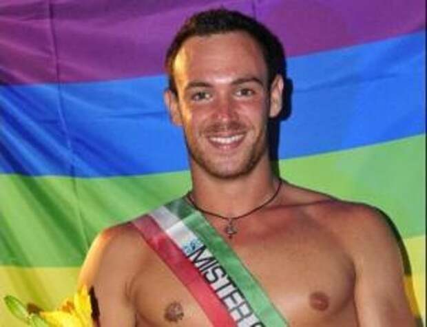 Gay italian hanger