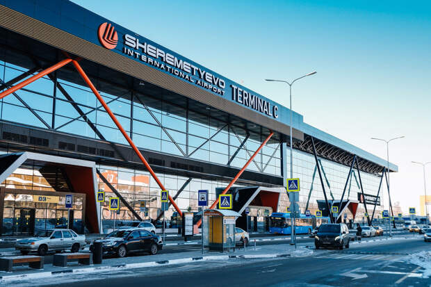 В аэропорту Шереметьево ввели ограничения на прием и выпуск воздушных судов