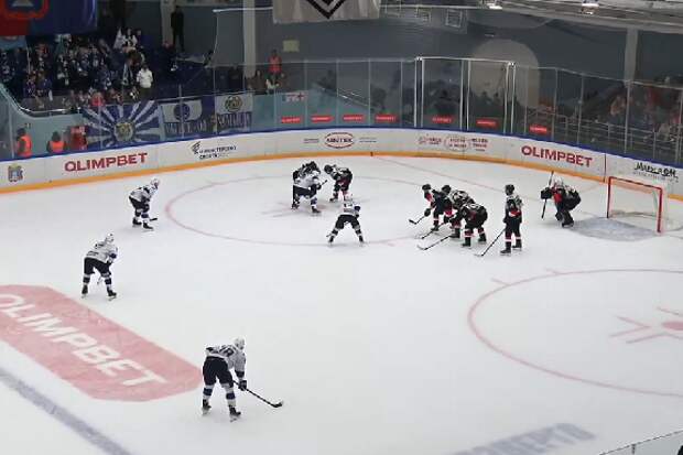 ХК "Тамбов" проиграл на своем льду клубу из Рязани