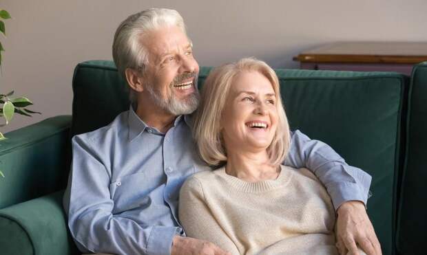 У людей, которые не ходят в спортзал и прекрасно выглядят в свои 60, есть эти 10 привычек