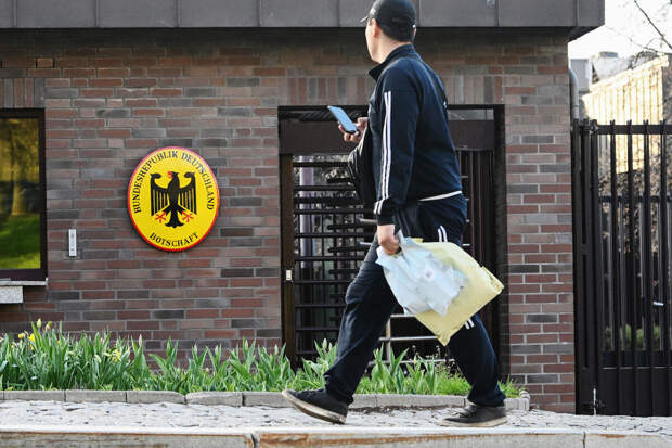 Spiegel: новым послом Германии в России станет Клеменс фон Гётце