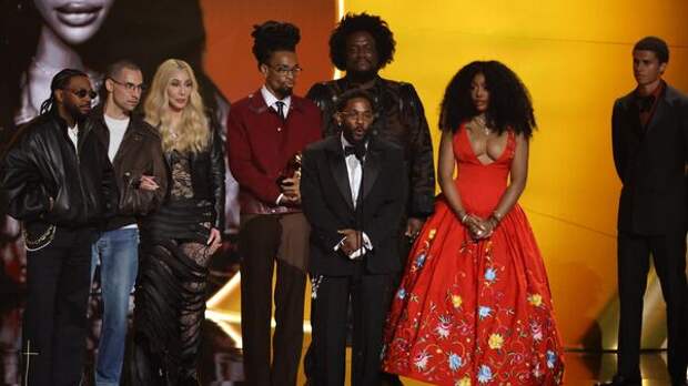 "Грэмми" против Трампа. Почему нынешнему лидеру США не хотят подпевать