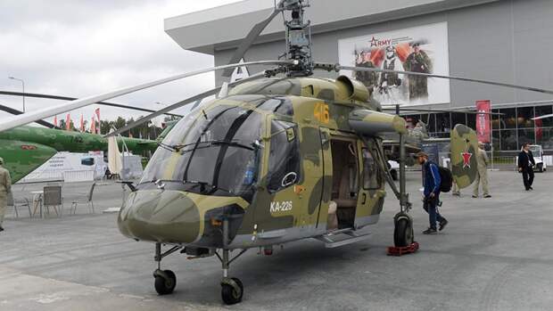 Российский многоцелевой вертолёт Ка-226 на выставке «Армия России – завтра» в рамках IV Международного военно-технического форума «Армия-2018» в Кубинке