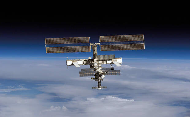 Раскрыты аномалии во взаимодействиях бактерий и вирусов на борту МКС