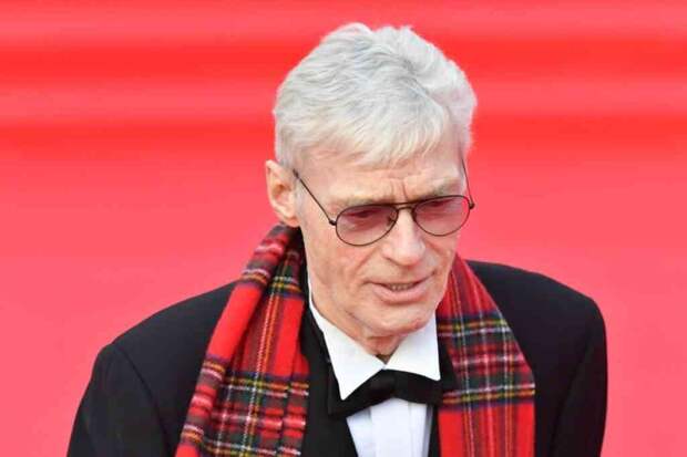 Mash назвал гонорар, который актер Щербаков берет за 15-20 минут выступления