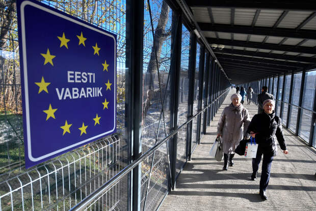 BaltNews: эстонские таможенники не дали латвийке провезти георгиевскую ленту