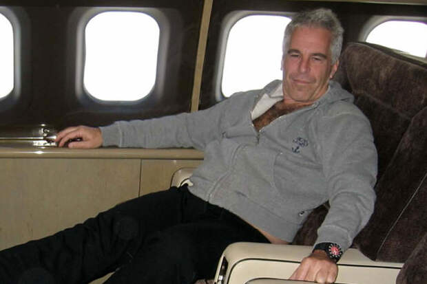 РИА: Эпштейн купил особняк в Нью-Йорке у экс-главы Victoria's Secret за $20