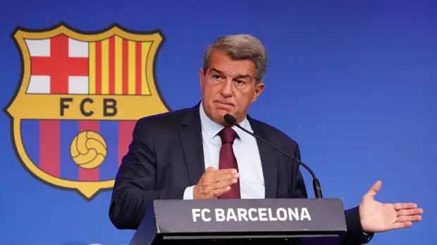 Глава «Барселоны» о несостоявшемся контракте с Месси: всё было на сто процентов согласовано